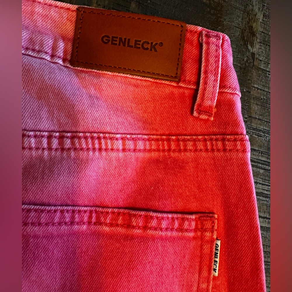NWT Women's Pink High Waisted Crossover Jeans Wide Leg Stretchable Casual Size 8 - Picture 12 of 16